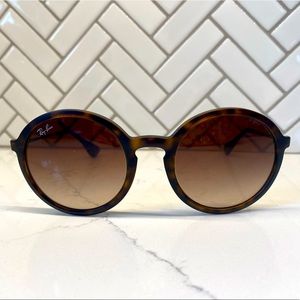 Ray Ban Round Tortoise Shell Print Brown Sunglasses